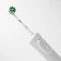 Электрическая зубная щетка Oral-B Vitality Pro X Clean D103.413.3 (Белая) - изображение 4