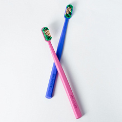 Набор зубных щеток Revyline SM 6000 DUO Love