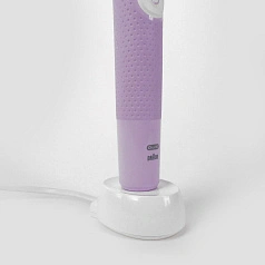 Электрическая зубная щетка Oral-B Vitality Pro X Clean (Лиловая)